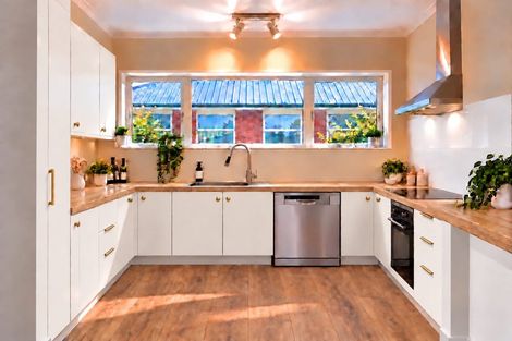 Photo of property in 1/271 Memorial Avenue, Burnside, Christchurch, 8053