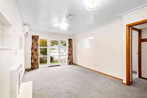 Photo of property in 329 Waiwhetu Road, Fairfield, Lower Hutt, 5011