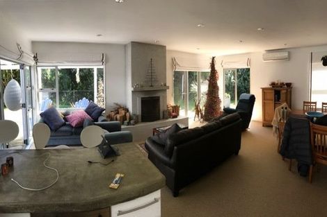 Photo of property in 2 Nicholas Street, Te Horo Beach, Otaki, 5581