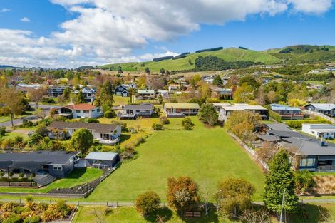 Photo of property in 44 Marina Terrace, Kinloch, Taupo, 3377