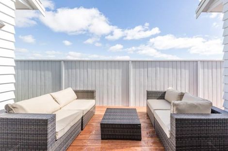 Photo of property in 3 Tuangi Street, Long Bay, Auckland, 0630