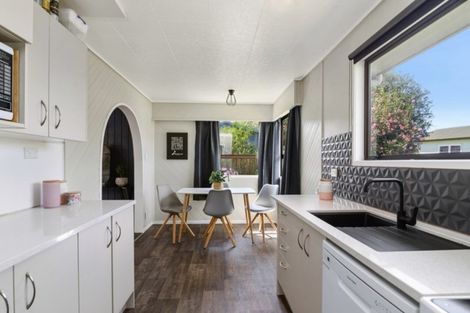 Photo of property in 46 Alison Street, Mangakakahi, Rotorua, 3015