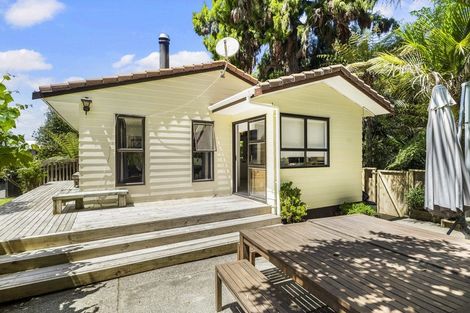 Photo of property in 2/128 Manuka Road, Bayview, Auckland, 0629