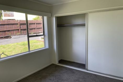 Photo of property in 1/4 Pemberton Avenue, Bayview, Auckland, 0629