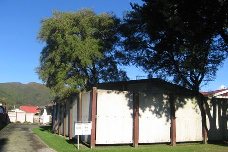 Photo of property in 69 Cambridge Terrace, Waterloo, Lower Hutt, 5011