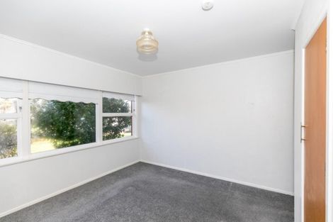 Photo of property in 16 Bowen Place, St Andrews, Hamilton, 3200