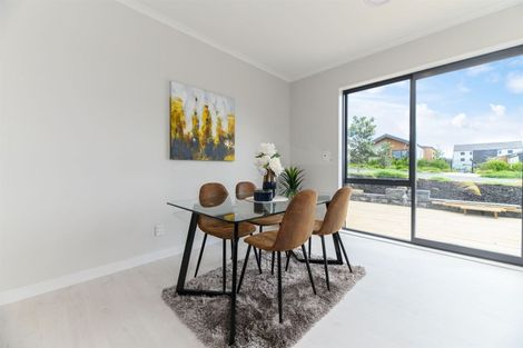 Photo of property in 103 Vinistra Road, Huapai, Kumeu, 0810