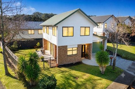 Photo of property in 7 Newfound Way, Glen Eden, Auckland, 0602
