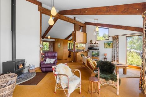 Photo of property in 35 Hauraki Terrace, Pukawa Bay, Turangi, 3381