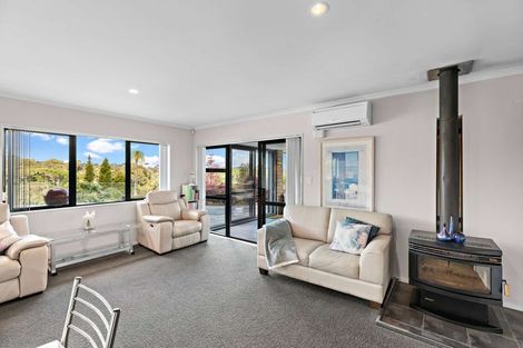 Photo of property in 263 Kanohi Road, Kaukapakapa, 0873