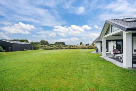 Photo of property in 171 Dunns Road, Otatara, Invercargill, 9879