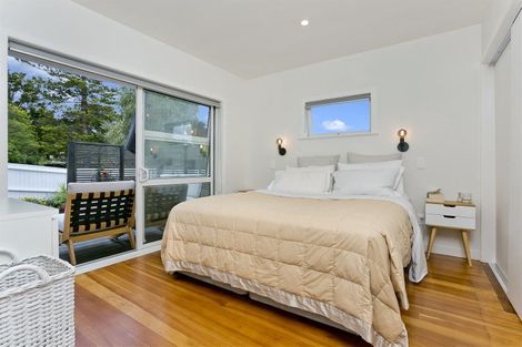 Photo of property in 1/58 Hillcrest Avenue, Hillcrest, Auckland, 0627