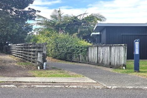 Photo of property in 205 Kenwood Drive, Matarangi, Whitianga, 3592