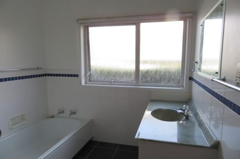 Photo of property in 8 Beacon Avenue, Campbells Bay, Auckland, 0630