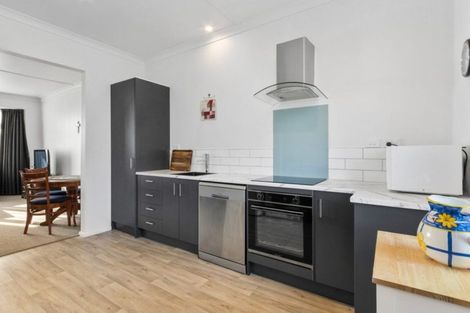 Photo of property in 2/503 Avenue Road East, Hastings, 4122