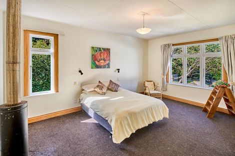 Photo of property in 202 Happy Valley Road, Owhiro Bay, Wellington, 6023