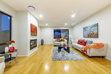 Photo of property in 4 Pahekeheke Road, Karaka, Papakura, 2113