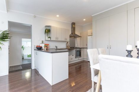 Photo of property in 7a Victor Street, Avondale, Auckland, 1026