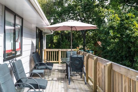 Photo of property in 12a June Place, Torbay, Auckland, 0630