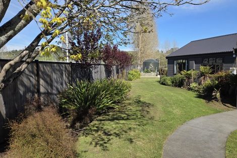 Photo of property in 34 Supplejack Vly Road, Upper Moutere, 7173