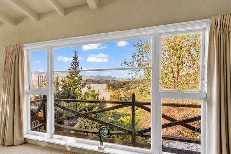 Photo of property in 1077 Dyers Pass Road, Governors Bay, 8971