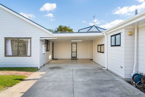 Photo of property in 205 Tamaki Road, Whangamata, 3620