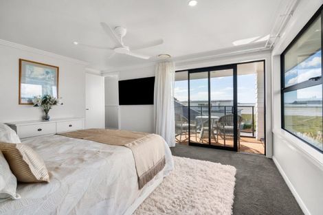 Photo of property in 30 Lakeside Terrace, Omokoroa, 3114