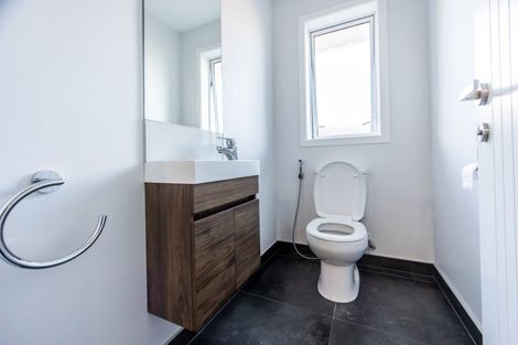 Photo of property in 47 Atlantic Drive, Fitzherbert, Palmerston North, 4410