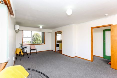 Photo of property in 2/256 Courtenay Street, Strandon, New Plymouth, 4312