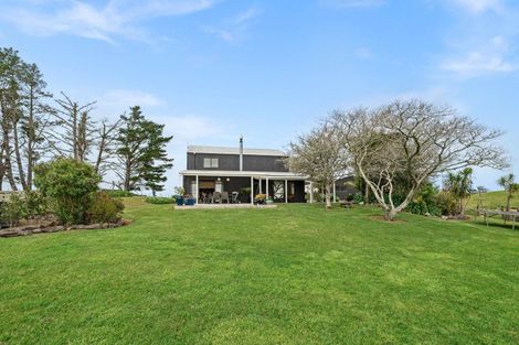 Photo of property in 573 Waimate Road North, Kerikeri, 0293