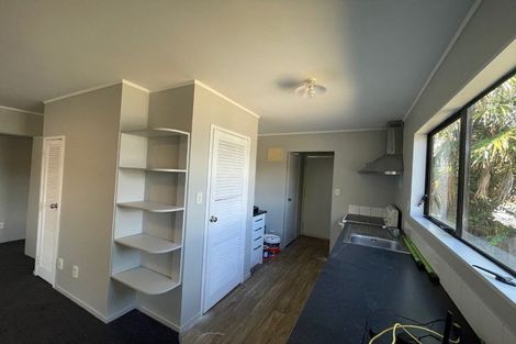 Photo of property in 33 Friedlanders Road, Manurewa, Auckland, 2102