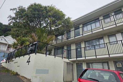 Photo of property in 8/4 Derby Street, Mount Victoria, Wellington, 6011