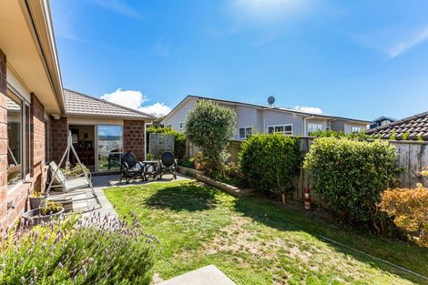 Photo of property in 25 Kahurangi Heights, Aotea, Porirua, 5024