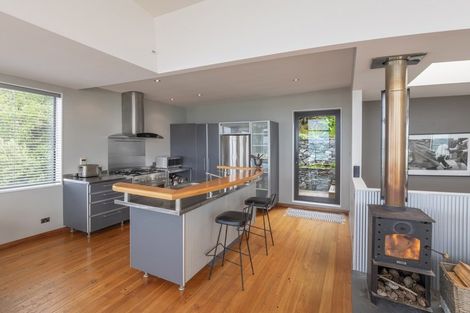 Photo of property in 160 The Esplanade, Houghton Bay, Wellington, 6023