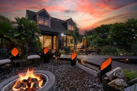 Photo of property in 27 Chums Road, Paraparaumu Beach, Paraparaumu, 5032