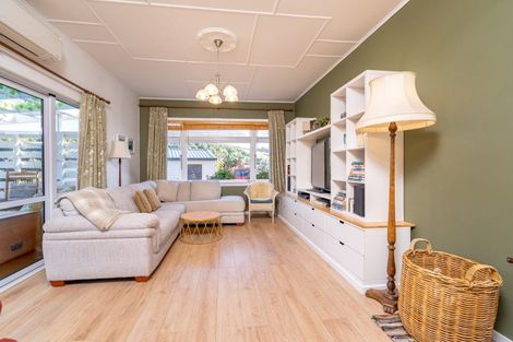 Photo of property in 10a Hill Street, Lawrence, 9532