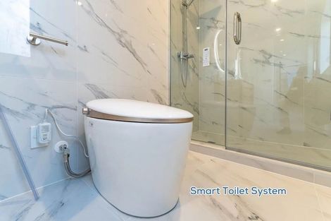Photo of property in 8/6 Woodhouse Place, West Harbour, Auckland, 0618