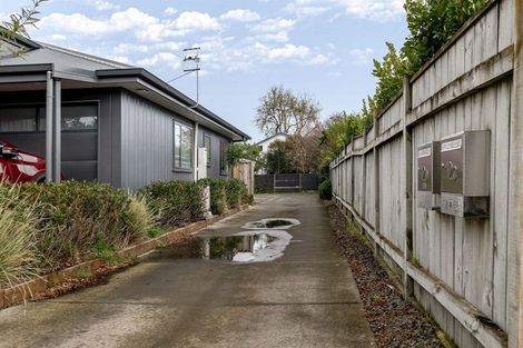 Photo of property in 12d Colombo Street, Hokowhitu, Palmerston North, 4410