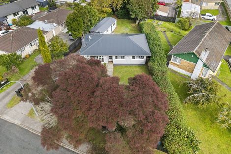 Photo of property in 11 Royal Arch Place, Rosehill, Papakura, 2113