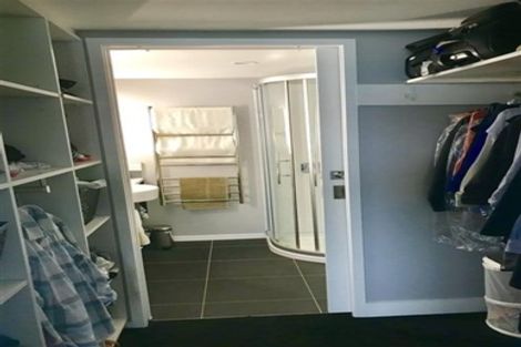 Photo of property in 4/2 Grafton Road, Roseneath, Wellington, 6011