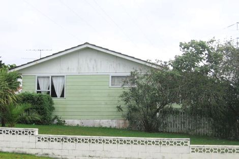 Photo of property in 19 Doone Place, Massey, Auckland, 0614