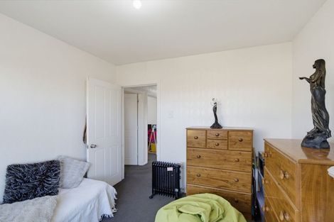 Photo of property in 42 Daniels Road, Redwood, Christchurch, 8051