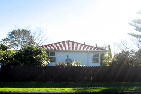 Photo of property in 5 Swallow Drive, Manurewa, Auckland, 2102