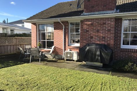 Photo of property in 1/134 Waimairi Road, Ilam, Christchurch, 8041