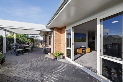 Photo of property in 1 Donnington Place, Bethlehem, Tauranga, 3110