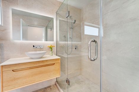 Photo of property in 2c Tiri View Place, Waiake, Auckland, 0630