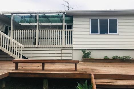 Photo of property in 37 Jaemont Avenue, Te Atatu South, Auckland, 0610