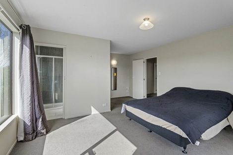 Photo of property in 2/80b Jeffreys Road, Fendalton, Christchurch, 8052