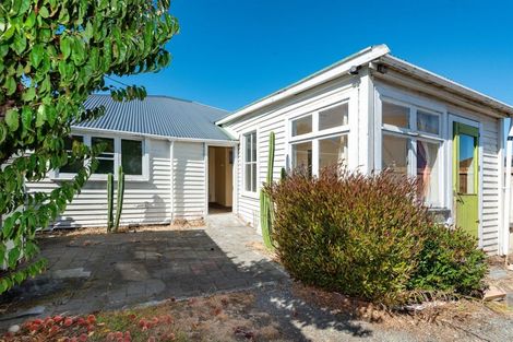 Photo of property in 172 Shaw Avenue, New Brighton, Christchurch, 8083