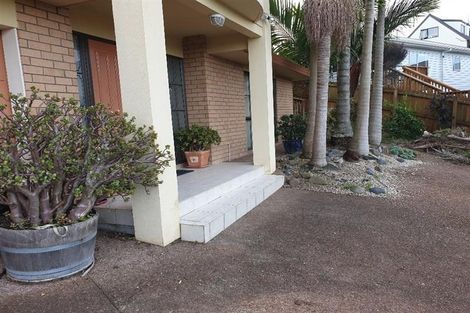 Photo of property in 14 San Domingo Rise, Henderson, Auckland, 0612